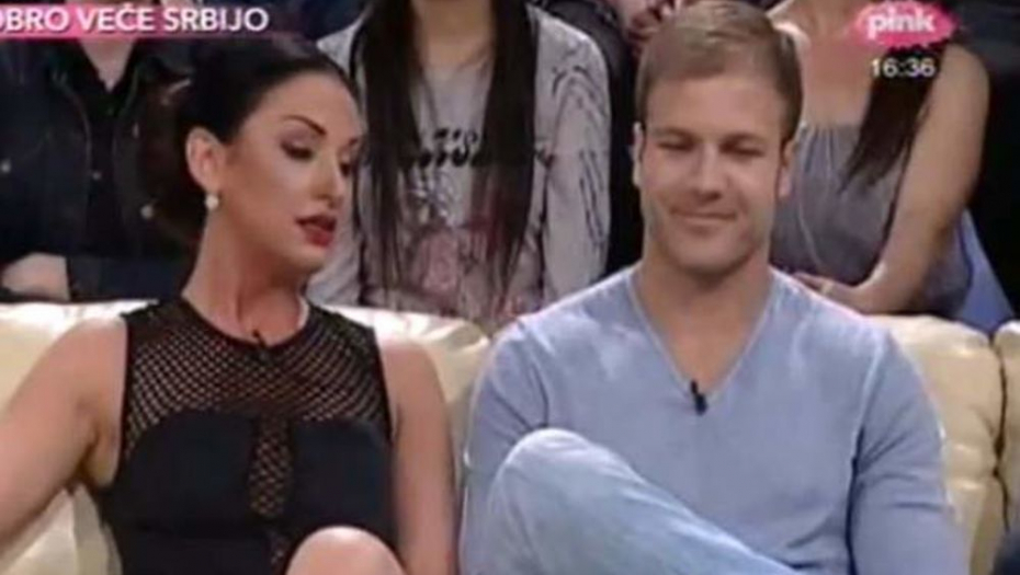 NAKON RASKIDA SA PEVAČICOM VODI PORODIČAN ŽIVOT Evo gde je danas Bane za koga Boki 13 tvrdi da ga je muvao