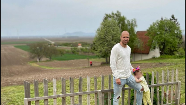 SMUVALI SE NA FARMI, A BURNA VEZA PUNILA JE TABLOIDE! Ovako danas izgleda bivši dečko Kaće Živković, Bane je doživeo neviđenu transformaciju!
