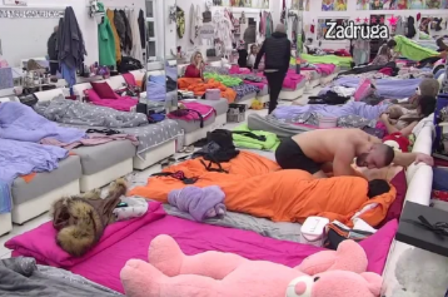 NE MOŽE BEZ NJE! Mensur pokušao da razdrma Milicu, ovu stvar još uvek nije uspeo da ispravi!