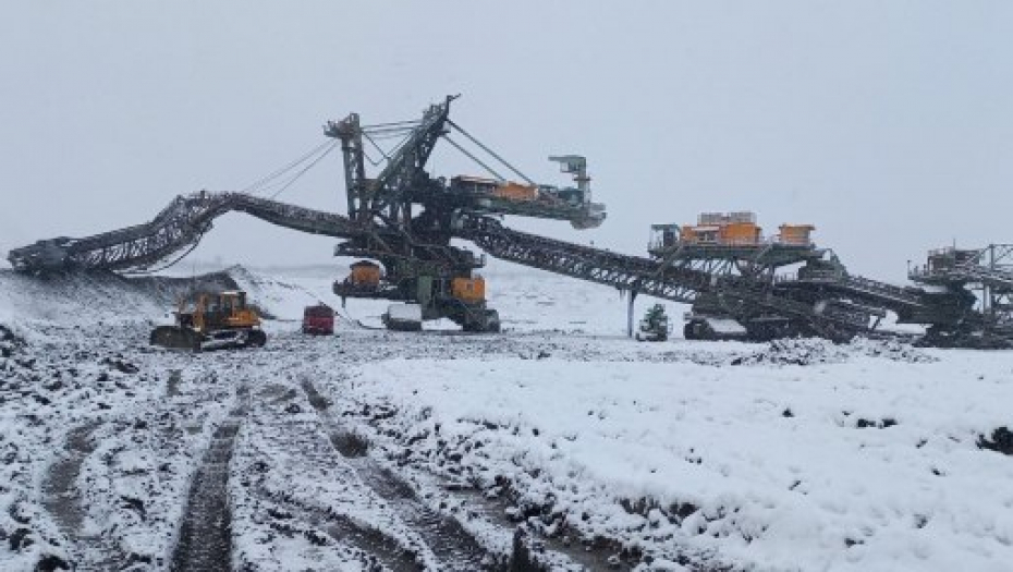 PROIZVODNJA U KOLUBARI STABILNA Brza intervencija vatrogasaca, kreće sanacija (FOTO)