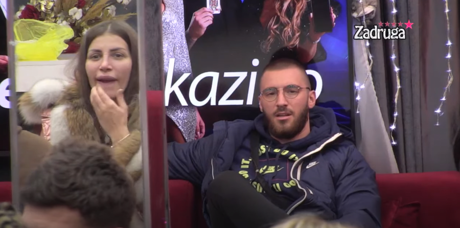 OPŠTI HAOS ZA CRNIM STOLOM! Dalila debelo namučila zadrugare, pa ih na kraju nasamarila, a evo koga je ona zapravo opisala!