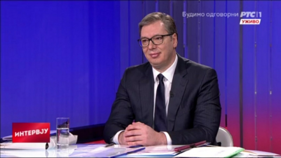 PREDSEDNIK SRBIJE NA RTS-U Vučić: Mladi dobijaju 100 evra, penzioneri 20.000, a zdravstveni radnici 10.000 dinara