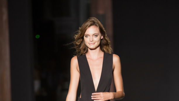 KO JE FAMOZNA KRISTINA PERIĆ "VIKTORIJIN ANĐEO": Srpkinja koja je opčinila Amerikance ima samo 25 godina, niže svetske uspehe