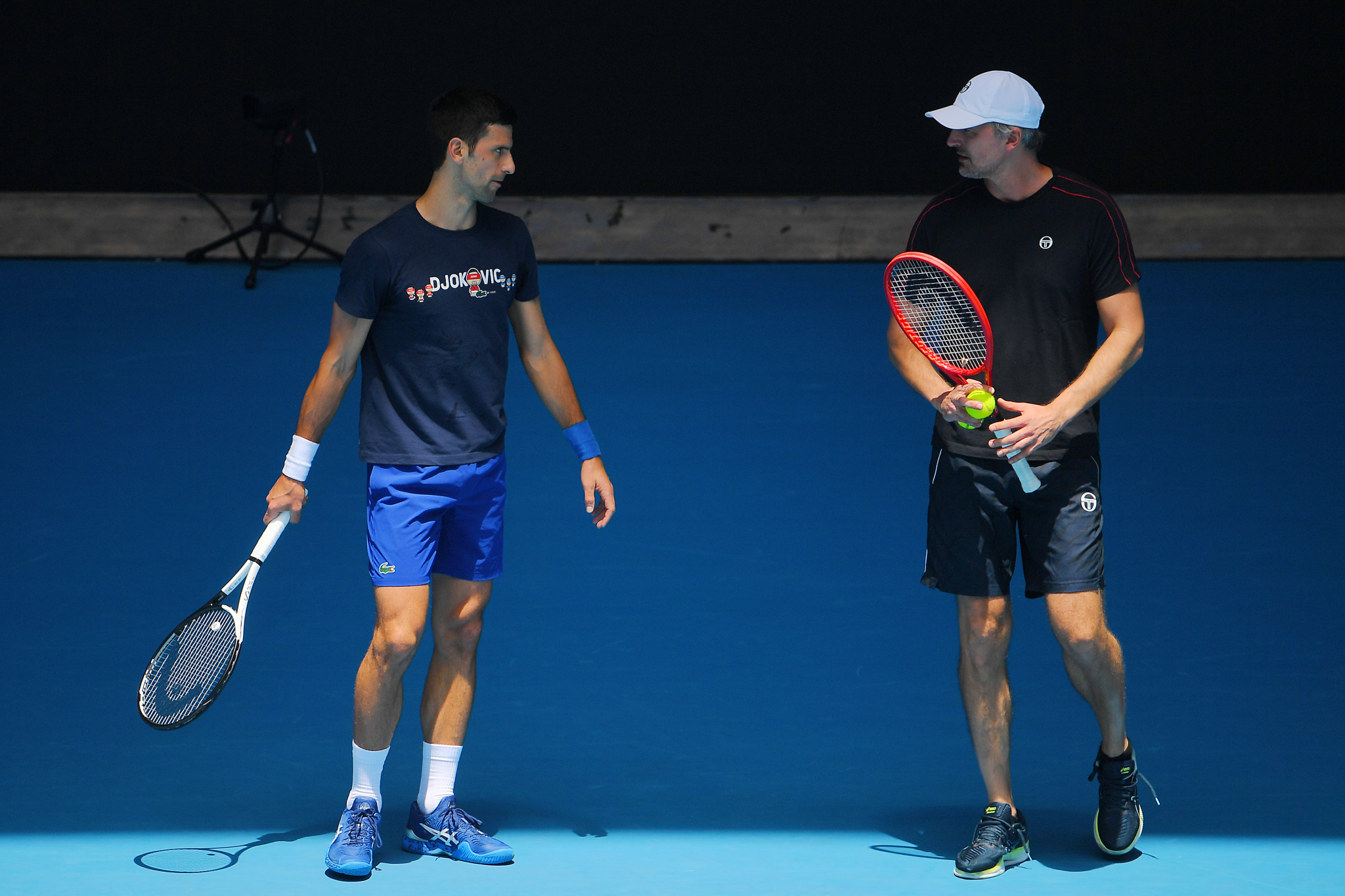 ZABORAVLJENI DOKUMENT JE REŠENJE? Đoković je 2011. godine dobio nešto što bi moglo da preokrene ceo slučaj!