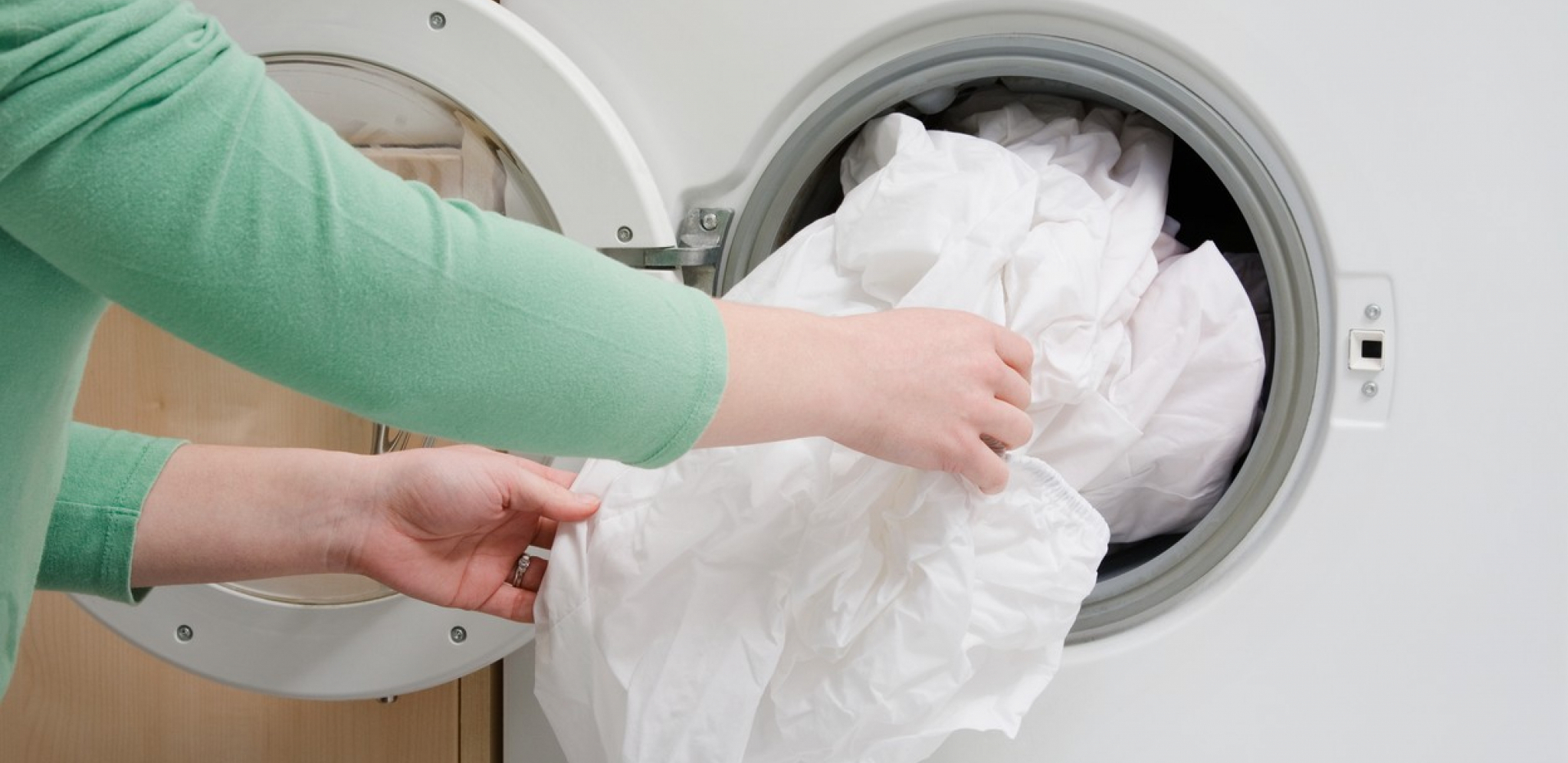 AKO NISTE ZNALI Evo kako treba pravilno prati posteljinu