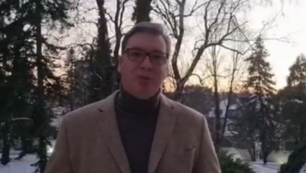 VUČIĆ ZADIVIO CEO SVET ODBRANOM NOVAKA Čak i Australijanci poručuju: Eh, kad bi naš premijer bio kao on!