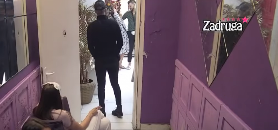 JA ĆU SE OVDE RASPASTI! Dalila lije gorke suze zbog Dejanove hladnokrvnosti, svesna je da je između njih definitivno došao kraj