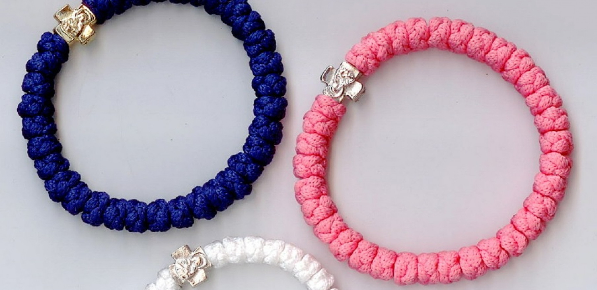 NA RUCI NE SME BITI VIŠE OD JEDNE BROJANICE Evo šta treba da se uradi ako se slučajno pokida