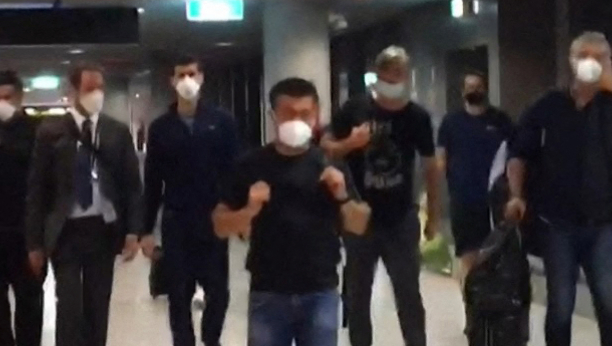 ZBOGOM, AUSTRALIJO! Đoković napustio Melburn! (FOTO)