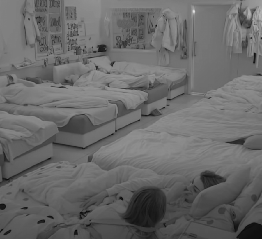 NJEGOVA MAJKA ME JE... Tara se jadala Ani kroz kakav pakao je prošla sa Ša, a ona joj jasno stavila do znanja šta treba da radi!