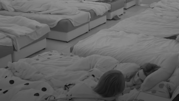 NJEGOVA MAJKA ME JE... Tara se jadala Ani kroz kakav pakao je prošla sa Ša, a ona joj jasno stavila do znanja šta treba da radi!