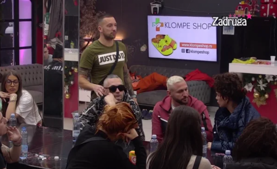 JANJUŠ KUKA ZA MAJOM! Zadrugar nikad tužniji što nije u centru pažnje, a ovim rečima doziva bivšu ljubav!