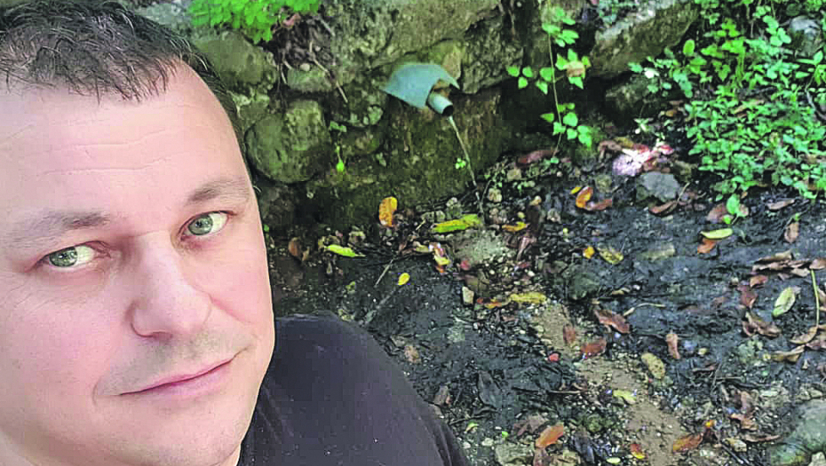 STIGLA PRESUDA BIVŠEM DIREKTORU KETERING END BEJKA Masturbirao  pred detetom, dobio 2,5 godine robije