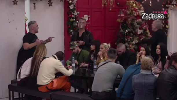 KOMENTARISANJE BUDŽETA DOVELO DO RASPRAVE! Totalni kolaps u Zadruzi, Mihić i Miki Đuričić najbrutalniji!