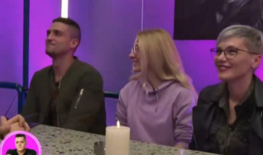 SLOVENKA SA SAJTA ZA ODRASLE UŠLA U BAR Vrela učesnica dovela atmosferu do vrhunca!