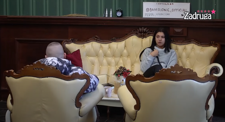 STRASTI SE NE STIŠAVAJU! Mensur poludeo zbog ponašanja Veselinovićeve, ona mu žestoko uzvratila, pa završila u suzama