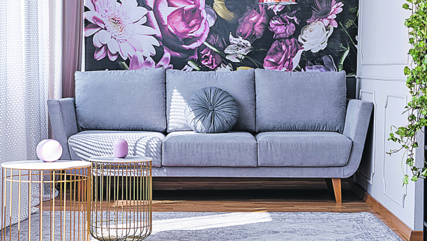 KRALJEVSKA UDOBNOST Najnoviji načini uređenja životnog prostora podrazumevaju tople boje i prijatne materijale