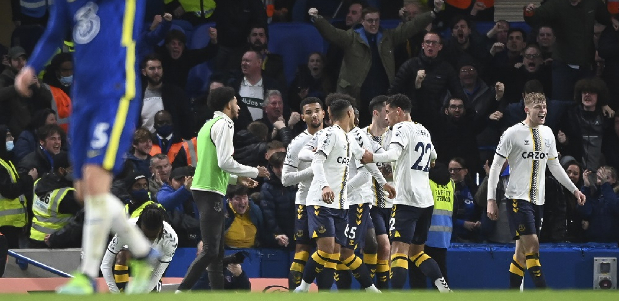 MURINJO IH JE ODBIO, ALI ON NIJE MOGAO Everton našao trenera, radi se o legendi (FOTO)