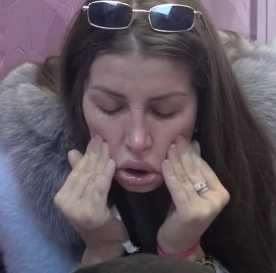 TEK SADA SAM SE OSVESTILA! Dalilino skandalozno ponašanje se nastavlja, optužila ovog zadrugara da je kriv za njenu aferu sa Filipom Carem!