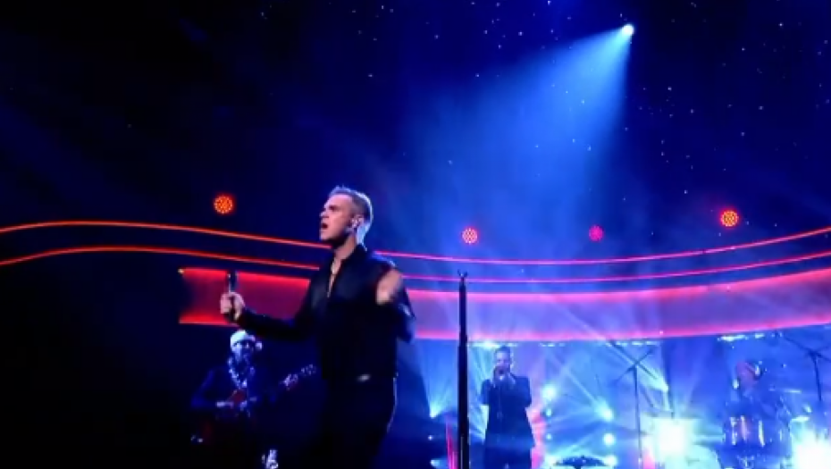 UMRLA ŽENA KOJA JE PALA NA KONCERTU POZNATOG PEVAČA Povreda glave bila kobna!