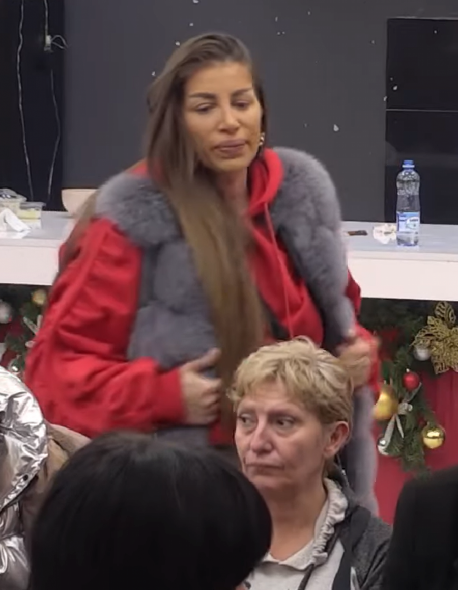 POSTAJEM SVESNA SEBE Dalila otvoreno o osećanjima prema Caru, pa otkrila da li je ljubomorna na Anu