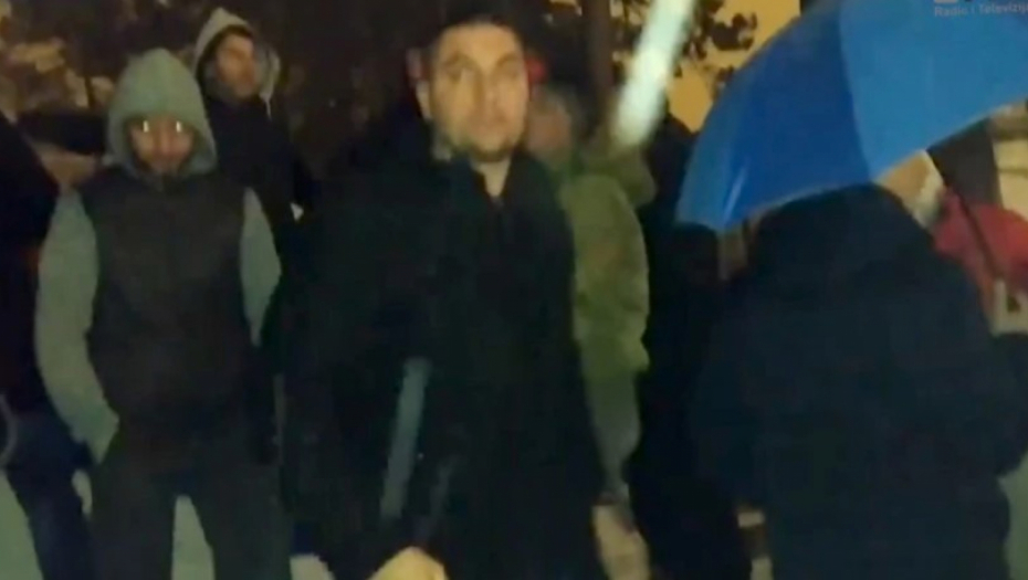 PROTESTI U CRNOJ GORI Pred zgradom opštine Nikšić tražili ostavku Dritana Abazovića!