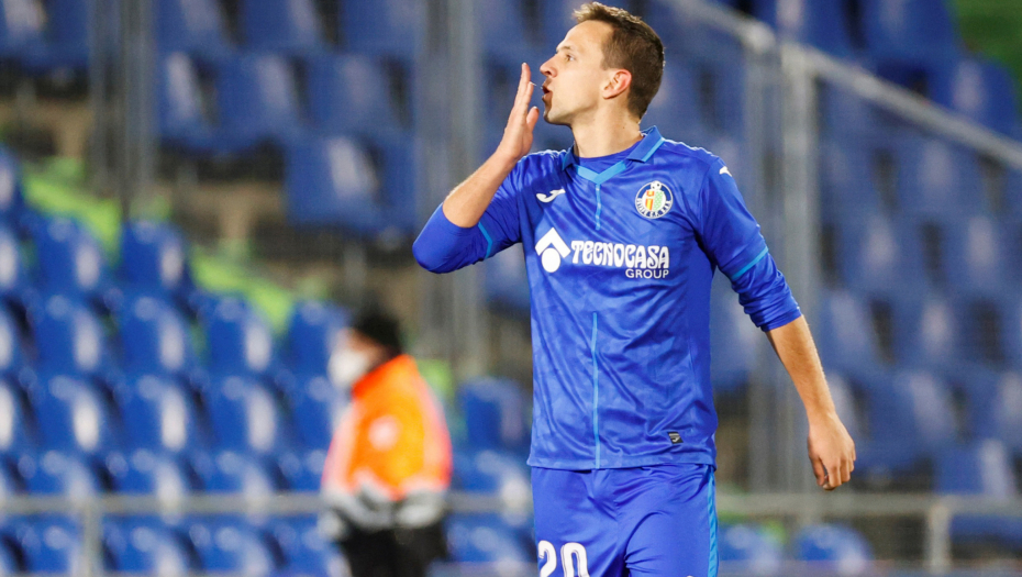 SRPSKI REPREZENTATIVAC NA PRAGU GRČKOG VELIKANA Atina u iščekivanju