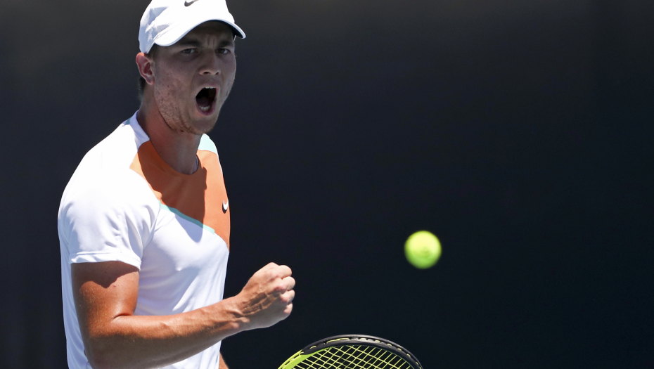 PRVI PUT U KARIJERI! Miomir Kecmanović u osmini finala Australijan Opena