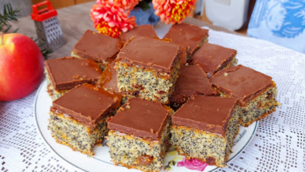 BRZO I LAKO SE PRAVI Kolač sa makom, idealan slatkiš za zimsko poslepodne (VIDEO)