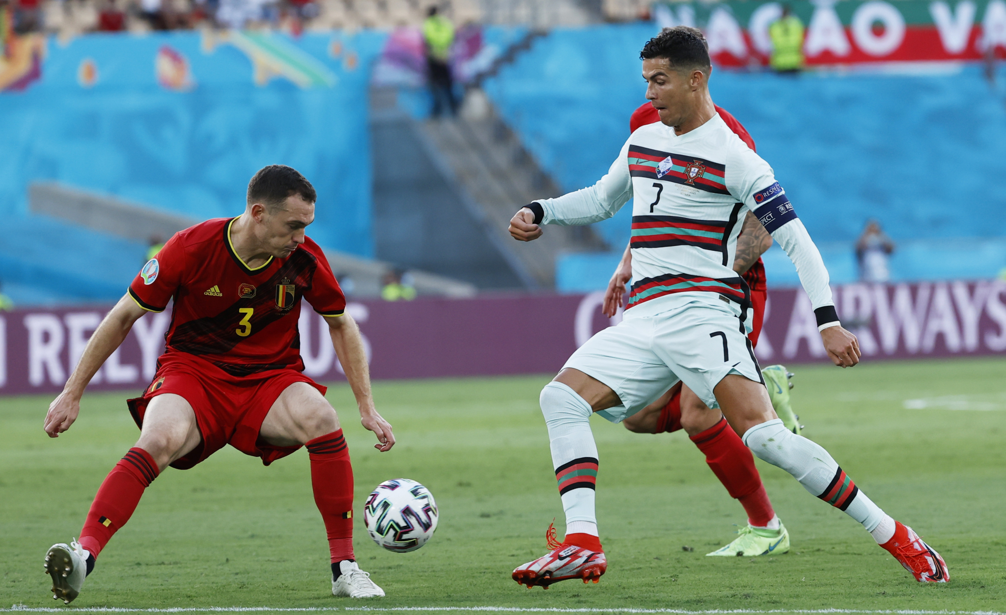 ZAVRŠIO KARIJERU, PA OTIŠAO U SELEKTORE! Nekadašnji fudbaler Barselone ima novi posao!