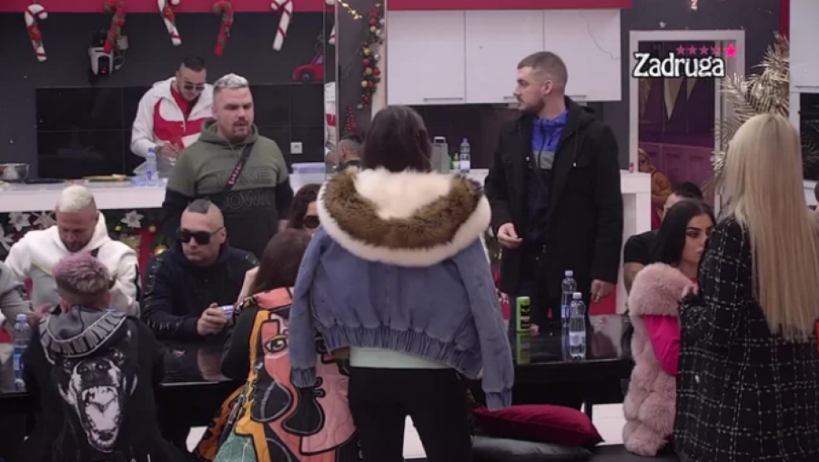 MANIPULIŠE DECOM DA BI VRATIO MIMU Zadrugari zgroženi Grujinim ponašanjem, Mima konačno progovorila o emocijama prema njemu