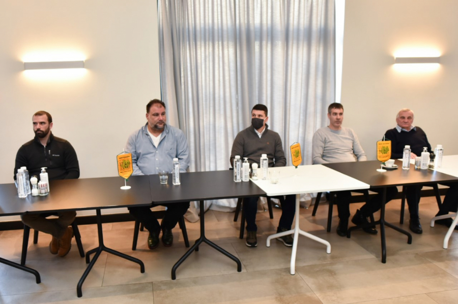 Gradonačelnik Bakić prisustvovao svečanoj dodeli priznanja najboljim trenerima u tradicionalnoj akciji RTV „Yueco“ iz Subotice