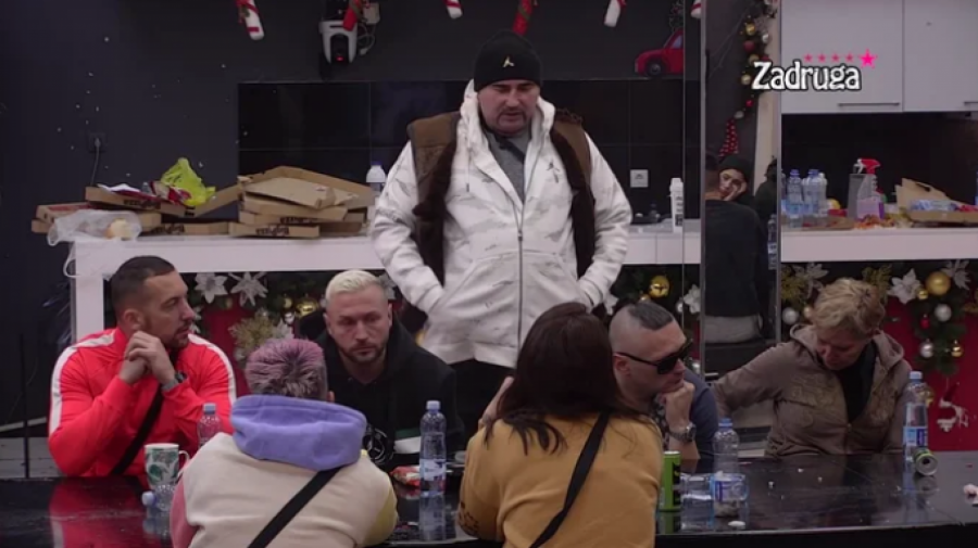 ŠOK! ŠA PODNOSI KRIVIČNU PRIJAVU PROTIV TARE! Obratio se produkciji uživo, evo za šta će je teretiti!