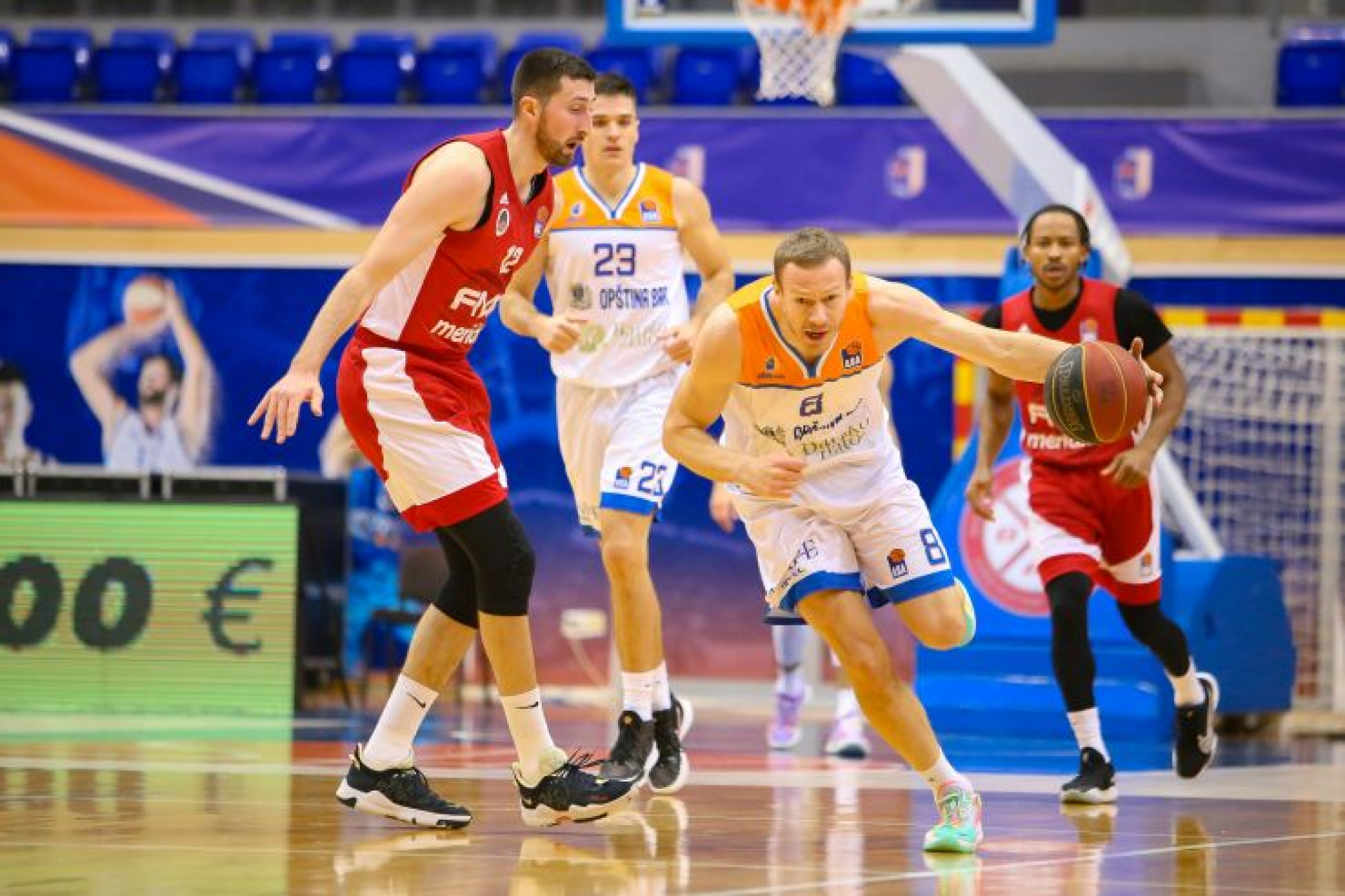 MORNAR ŽELI DA ISKORISTI SITUACIJU! Zvezdu stigao umor, Crnogorci tu traže svoju šansu!