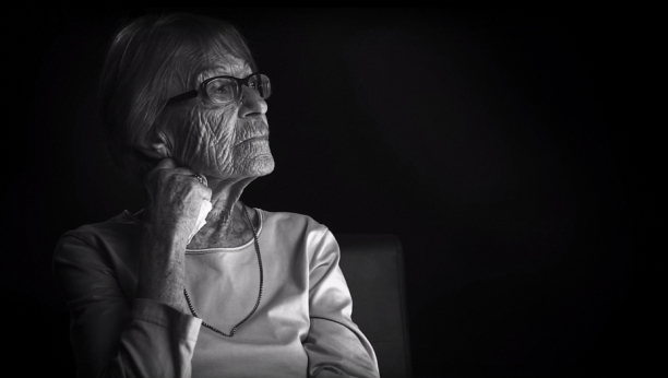 POSLEDNJE DANE RATA PROVELA JE SA FIREROM U BUNKERU Ova žena je svedok najmonstruoznijih scena, Hitler je bio tu sve vreme, a evo zašto je svaki Nemac veliča!