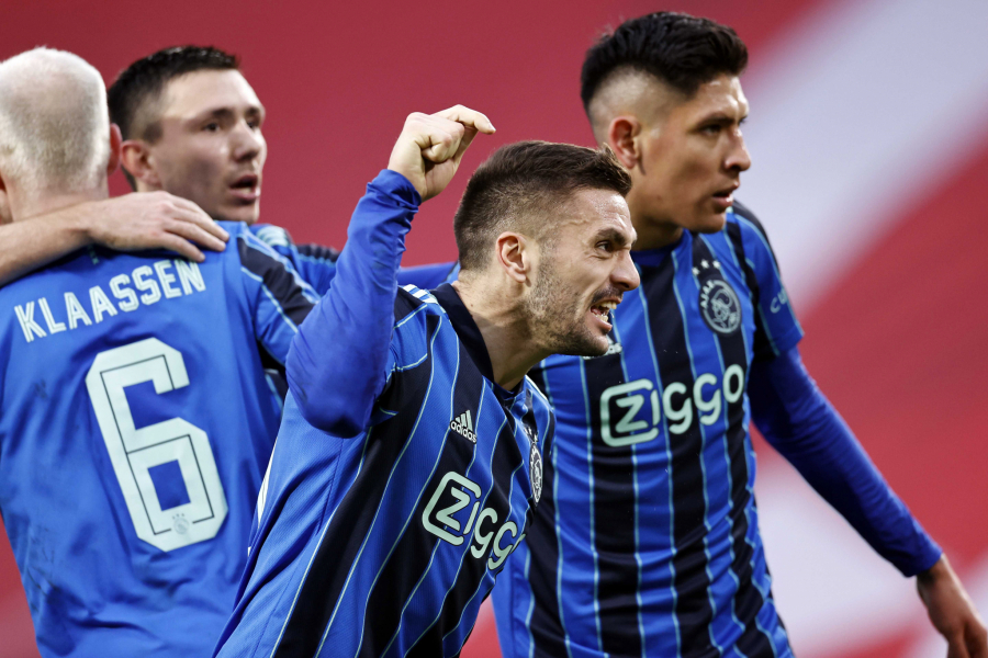 HVATALI SE ZA GUŠU Tadić u klinču, svi krenuli na Srbina, a on im uzvratio potezom koji je rešio derbi (VIDEO)