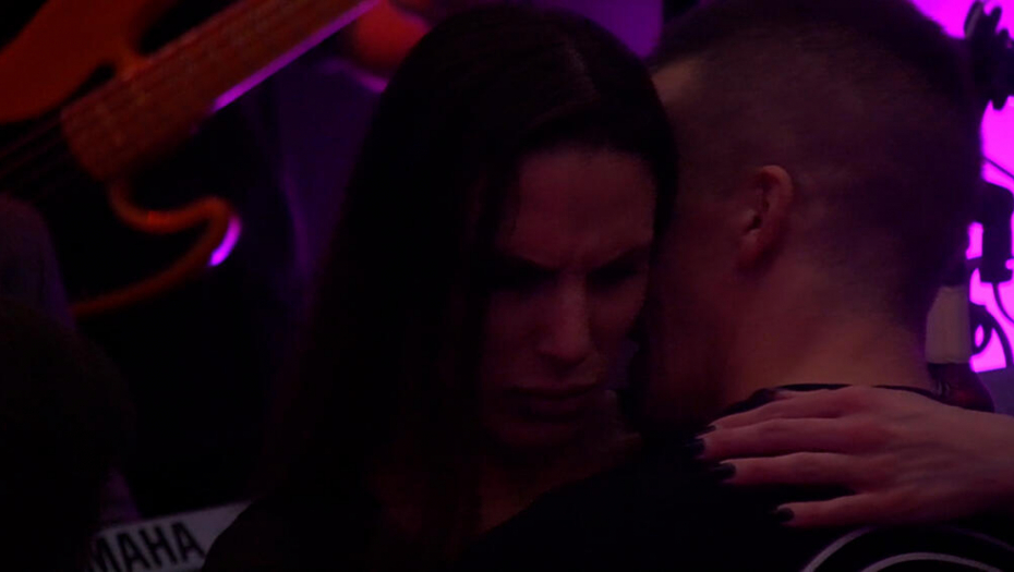 STRASTVENO VEČE U BARU! Učesnici su se u potpunosti opustili, skandal u najavi!