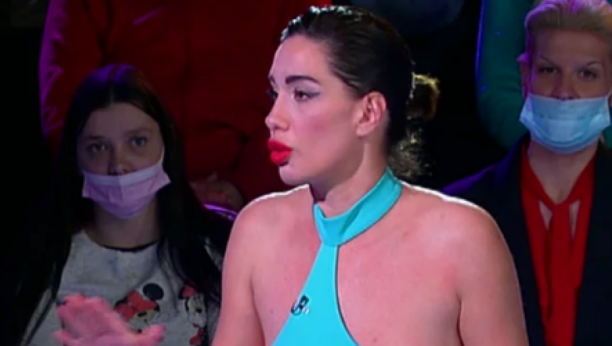 JEDVA JE ČEKALA DA IZAĐE I PROGOVORI O SVEMU! Izbačena zadrugarka razvezala jezik o Dalili i otkrila skandalozne detalje njihovog razgovora!