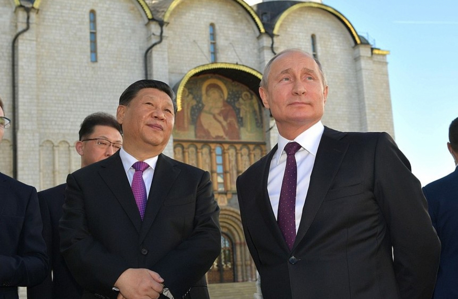 ZAPAD OD OVOGA STRAHUJE Šta stoji iza saveza Rusije i Kine?