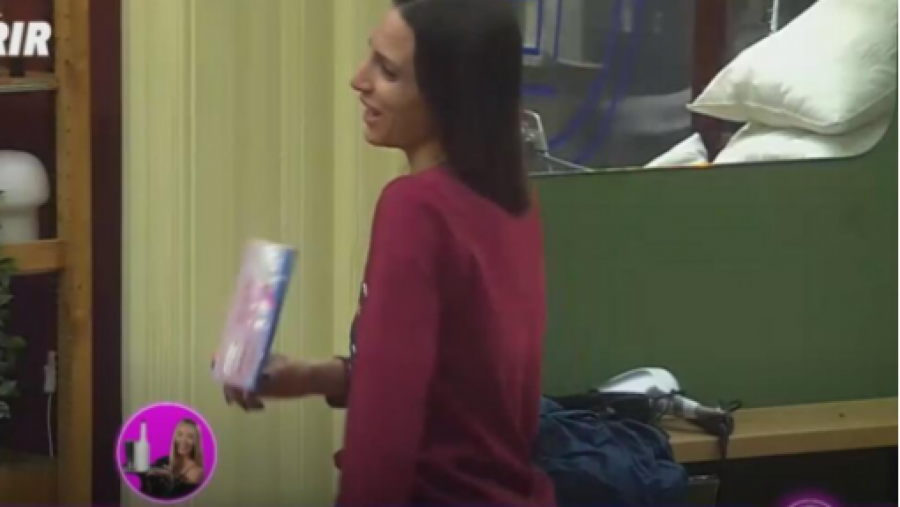 VEĆ IMA MUČNINE! Nakon što je Sofija Una priznala da je možda trudna, momentalno stigao test u rijaliti Bar!