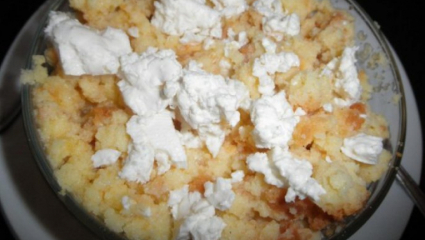 NEKAD SIROTINJSKO JELO, DANAS NA MENIJU RESTORANA Popara iz rerne - Imamo najbolji recept za ovaj tradicionalni doručak