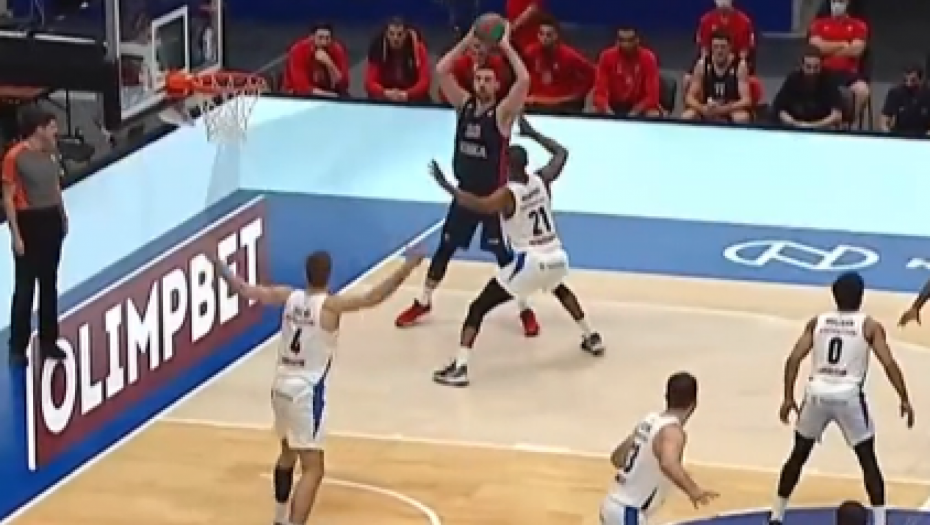 KAKO SE OVO DESILO? Milutinov i asistencija godine - sve je bilo slučajno! (VIDEO)