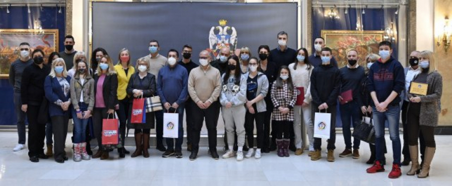 VESIĆ: Suština lokalne samouprave je da pomaže školski i rekreativni sport