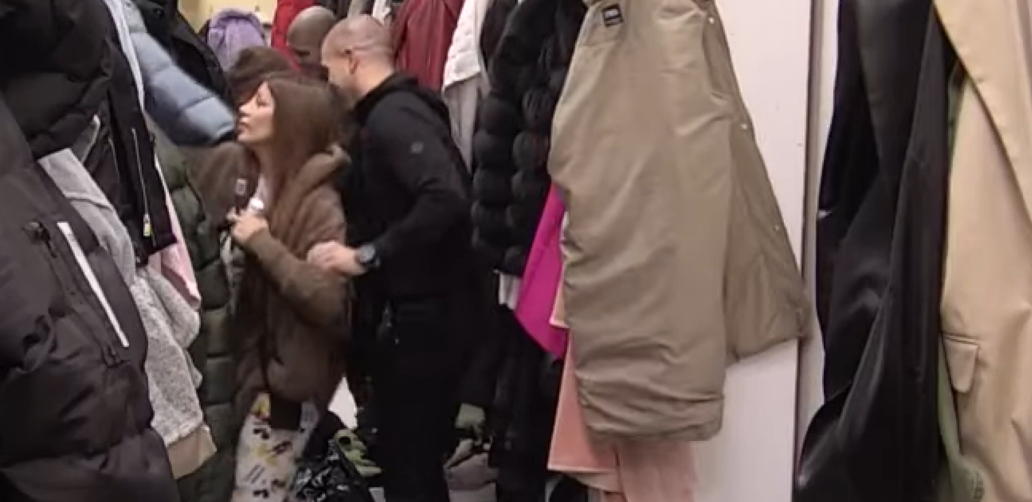 NIKAD ME SE NEĆEŠ REŠITI! Dalila očajna trči za Dejanom, ne ostavlja ga na miru, a ovim rečima potkačila njegovu porodicu!