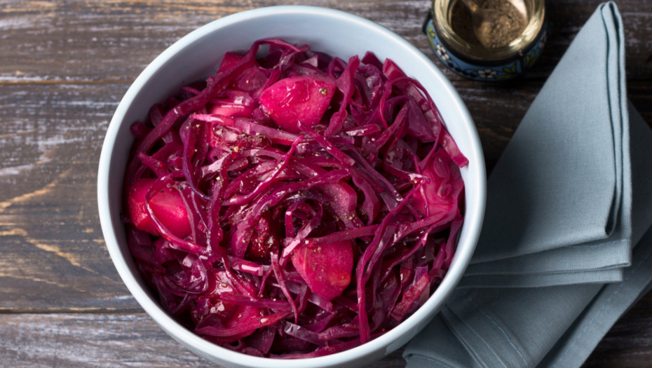 TRADICIJA ČUVA SVEŽINU Ovo morate znati, ako želite da vam jaja budu zdrava i sveža: Kuvajte ih u lukovini i mažite ih mašću!