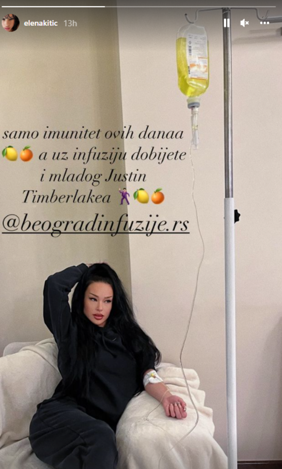 ELENA KITIĆ U BOLNICI? Pevačica završila na infuziji, pa se momentalno oglasila!  (FOTO)