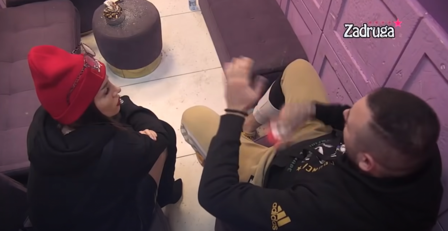 JA ĆU SE IZBORITI DA VIŠE NE BUDE JADAN! Car poludeo zbog Dejanovih suza, pa Dalili dao instrukcije kako da ga komentariše ubuduće!