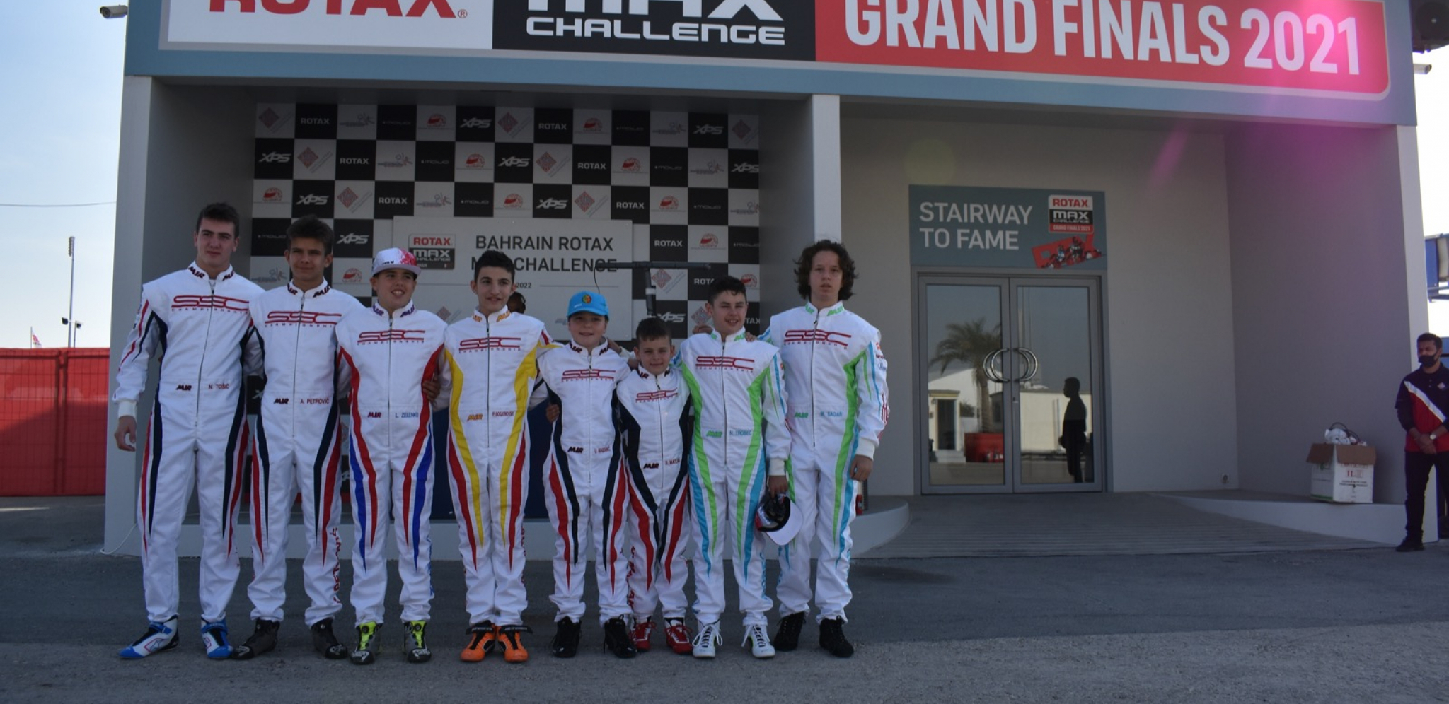 NEMA BRIGE ZA BUDUĆNOST NAŠEG AUTOMOBILZMA: Karting reprezentacija dostojno je branila boje Srbije na velikom svetskom finalu Rotaks Maks čelendža u Bahreinu, piše Auto Moto revija