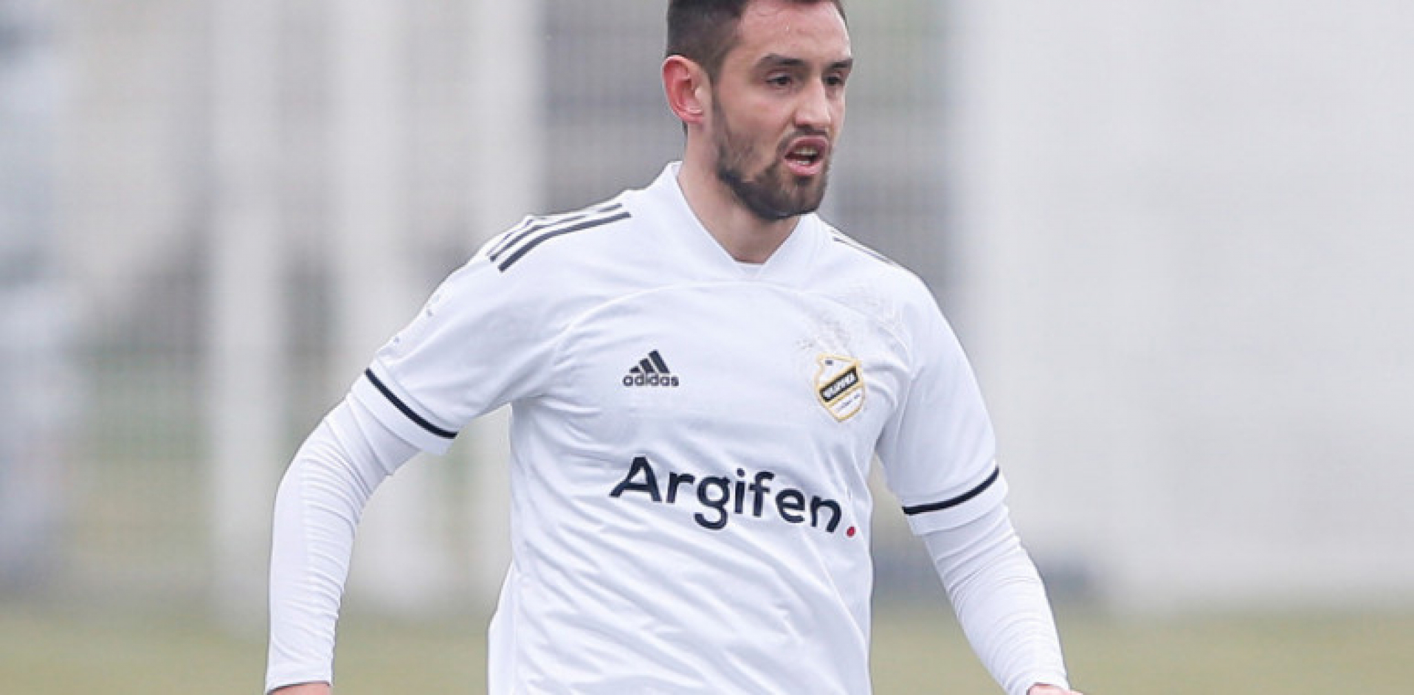 NIŠTA OD DOLASKA U PARTIZAN! Nekadašnji fudbaler Zvezde neće u Humsku!