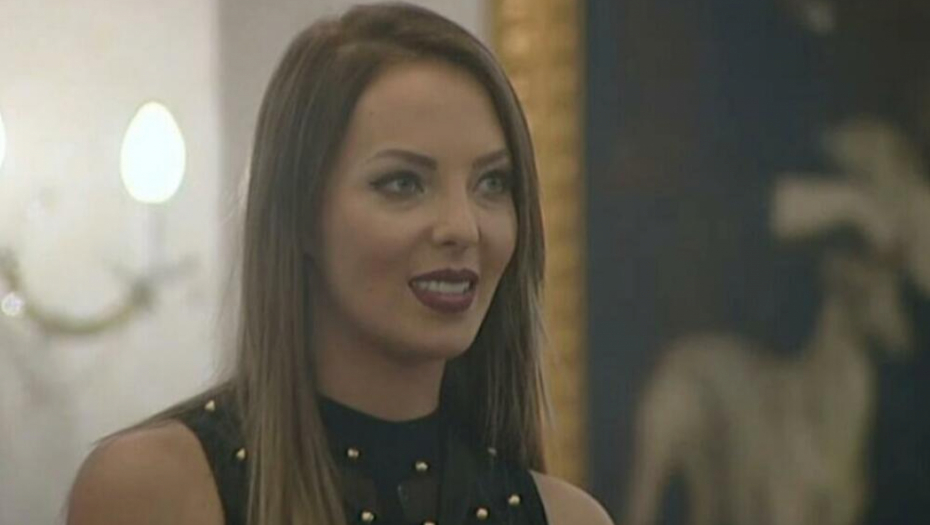 BILA SAM U NESVESTI SATIMA! Učesnica rijaliti Bara progovorila o brutalnom nasilju koje je doživela, tukao je dečko u punoj diskoteci, a tu nije kraj užasima!